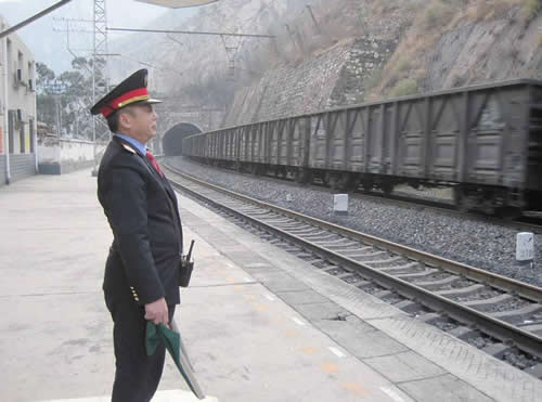 了解鐵路上的五大系統(tǒng)，車，機(jī)，工，電，輛崗位工作